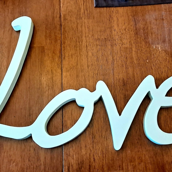 ❤️ Love  Sign - Picture 2 of 5